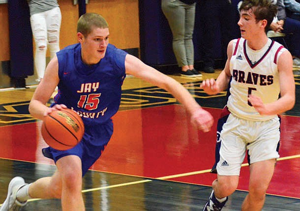 Jay Co. fend off Braves