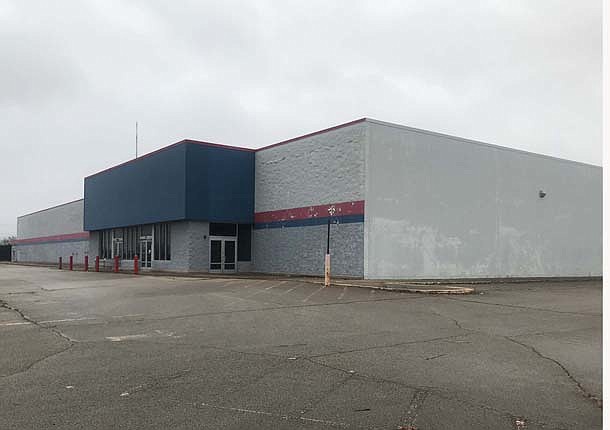 Former Walmart may get new owner