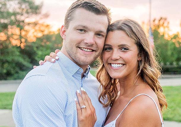 Kendra Siefring and Wes Wenning to wed July 25