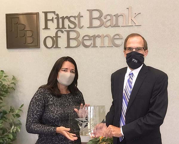 First Bank of Berne earns award