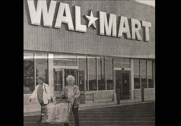 Original Walmart opened in Portland