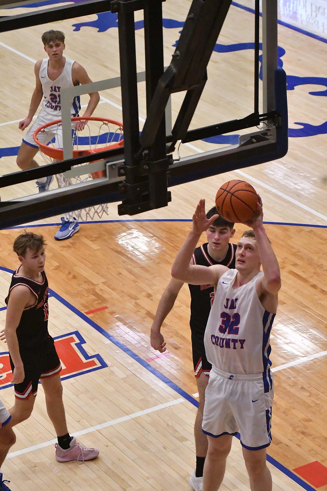 Jay County senior Wesley Bihn goes up for a layup in the PatriotsÕ 56-43 win over Blackford on Saturday. Bihn reached double digits for the first time since Dec. 1, scoring 11 on 5-for-11 shooting. (The Commercial Review/Andrew Balko)